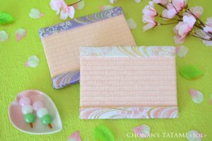 金襴生地の流線桜柄は高級感あふれる上品なミニ畳